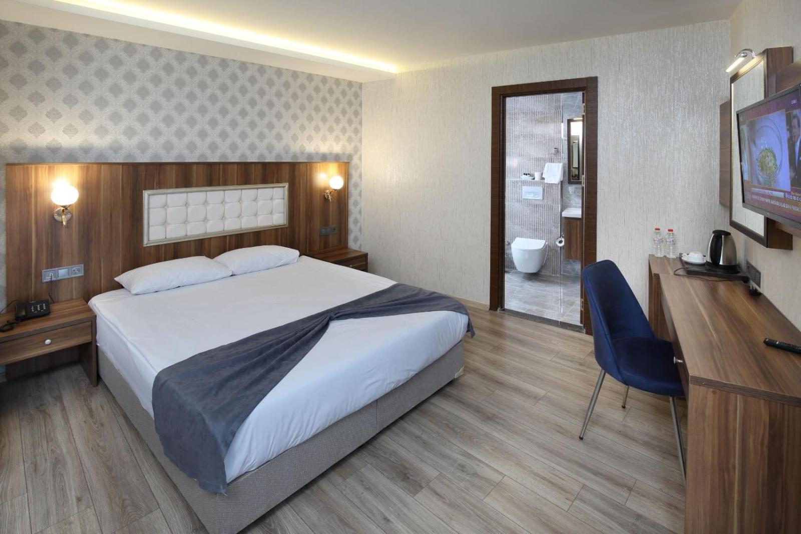 Adana Taskoeprue Hotel Екстер'єр фото